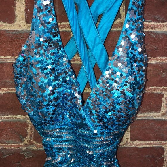 Sequin Prom Dress💙✨ - Picture 3 of 8